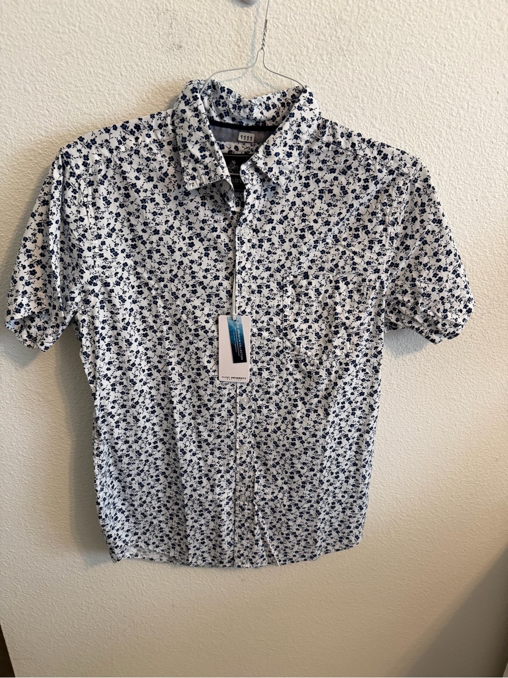 Men's Short-Sleeve Floral Button-Down Shirt - White & Navy